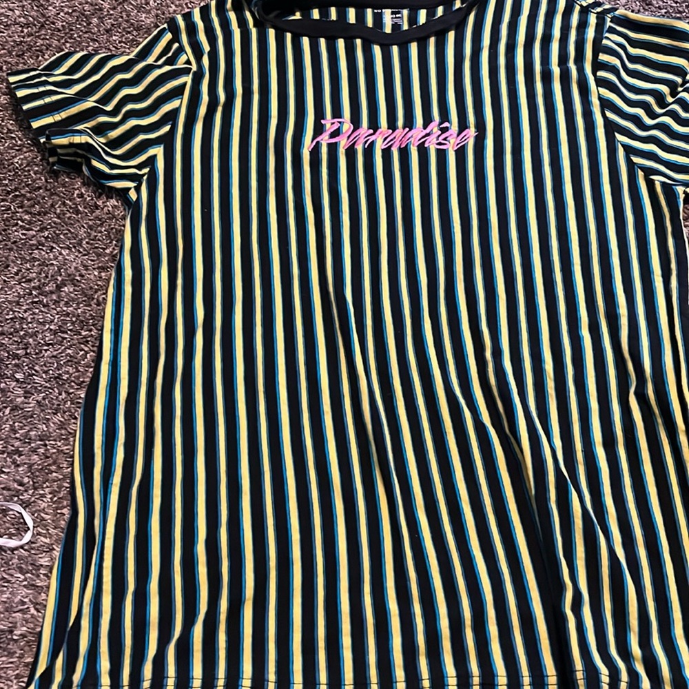 Men’s stripped shirt